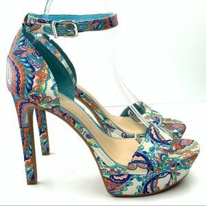 Gianni Bini heels size 7.5 Paisley platforms